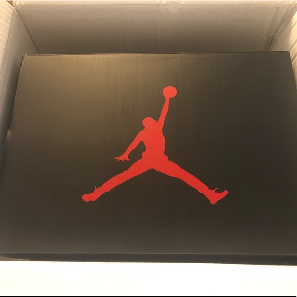 Jordan V Retro Grape “Fresh Prince” Deadstock - Picture 3 of 4